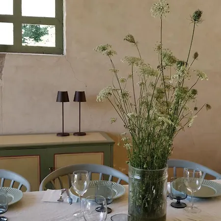 Viola Country - Your Serene Countryside Escape *